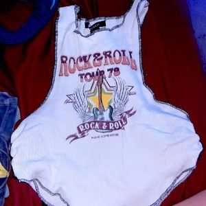 it was only worn once. super cute but sides are a bit low cut.